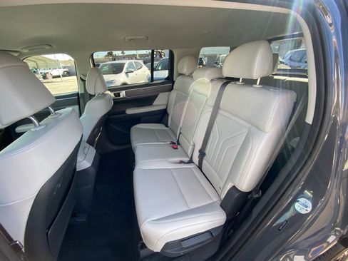 Used 2025 Hyundai Santa Fe SEL image 28