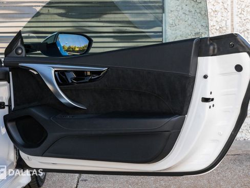 Used 2017 Acura NSX image 33