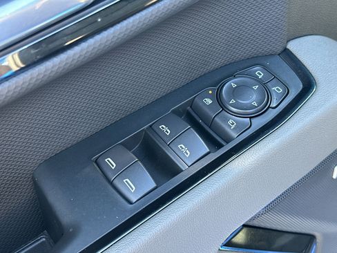 Used 2025 Chevrolet Silverado 1500 ZR2 w/ Technology Package image 15