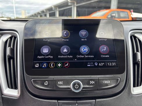 Used 2024 Chevrolet Malibu LT image 23