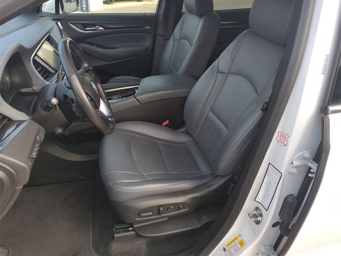 Used 2024 Buick Enclave Premium image 12