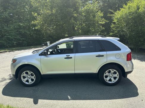 Used 2013 Ford Edge SE AWD/4WD image 3
