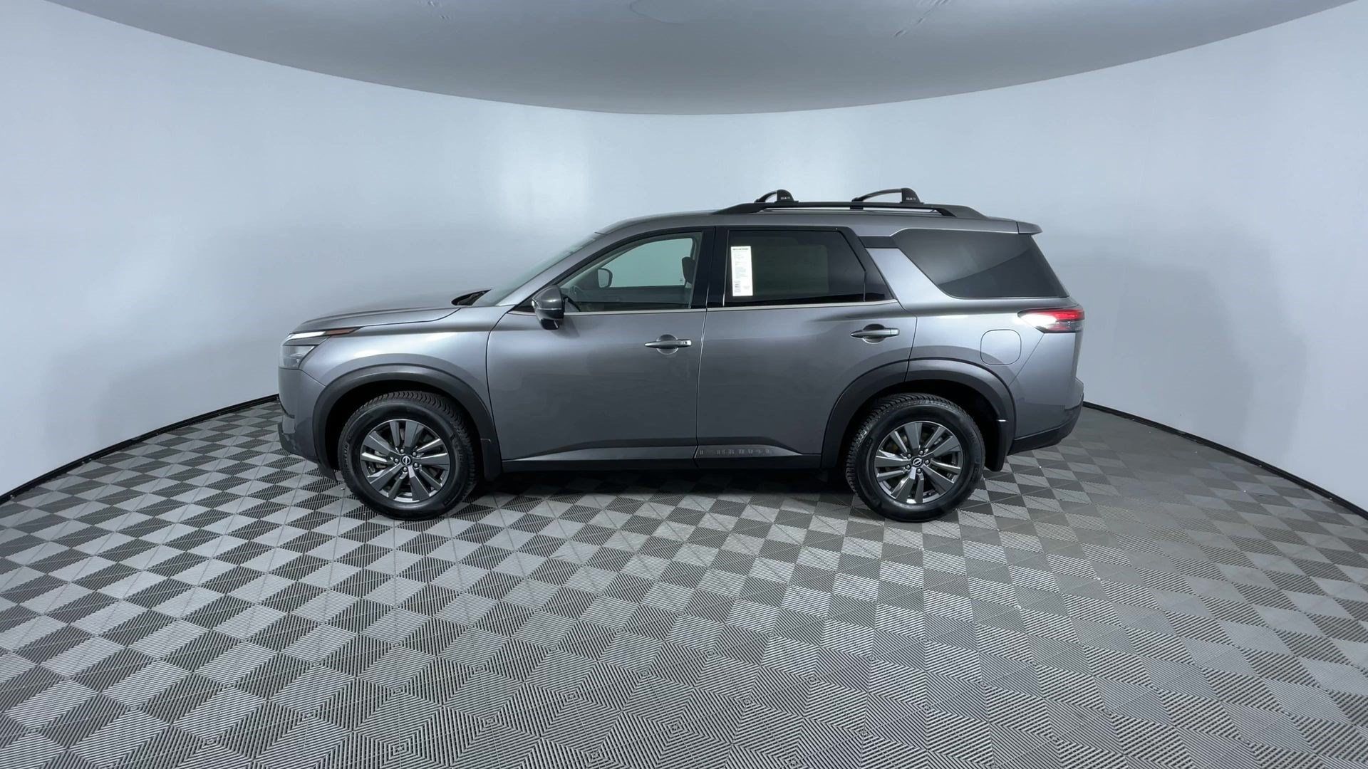 Certified 2023 Nissan Pathfinder SV AWD/4WD image 5