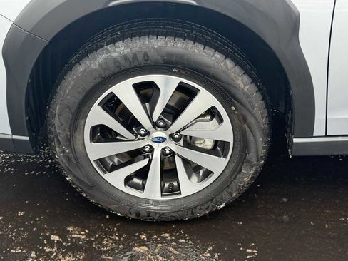 Certified 2025 Subaru Outback Premium w/ Popular Package #1A image 10