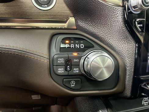 New 2026 RAM 1500 Limited AWD/4WD image 18