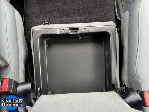 Used 2017 RAM 1500 Big Horn AWD/4WD image 31