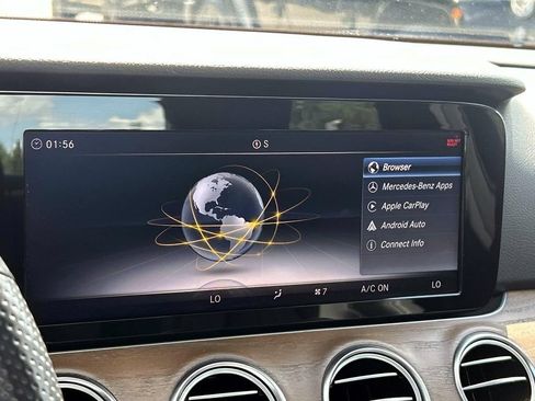 Used 2018 Mercedes-Benz E 300 4MATIC image 35