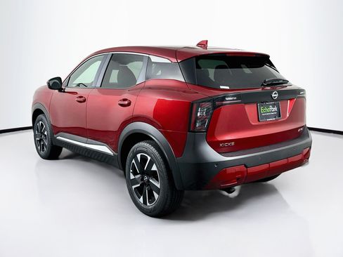 Used 2025 Nissan Kicks SV AWD/4WD image 5