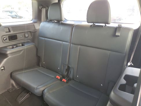 Used 2024 Hyundai Santa Fe Calligraphy image 10