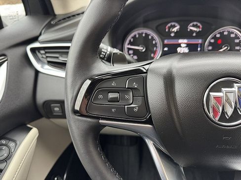 Used 2024 Buick Enclave Essence w/ Experience Buick Package image 11