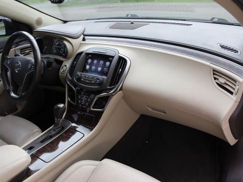 Used 2015 Buick LaCrosse Leather FWD image 40
