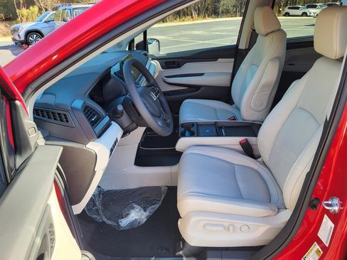 New 2026 Honda Odyssey EX-L image 11