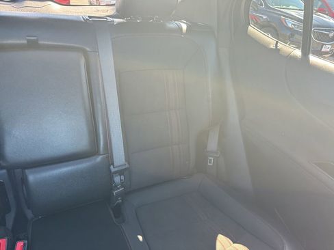 Used 2023 Chevrolet Equinox RS w/ LPO, Floor Liner Package image 17