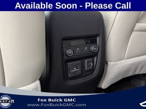 Used 2024 Buick Enclave Essence w/ Sound and Sites Package AWD/4WD image 32