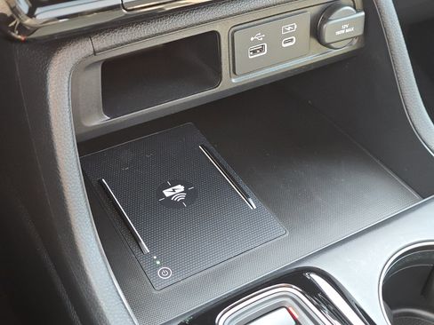 Used 2023 Honda Pilot TrailSport image 26