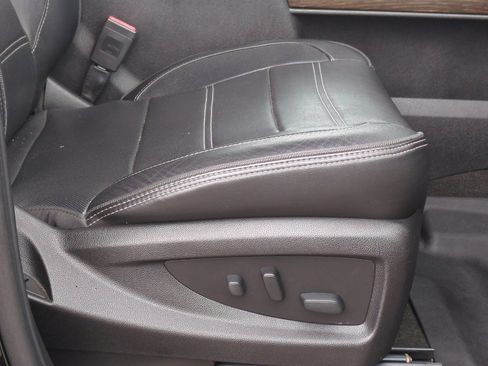 Used 2018 GMC Sierra 1500 Denali w/ Denali Ultimate Package AWD/4WD image 22
