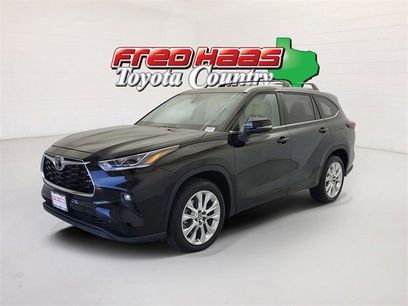 Used 2024 Toyota Highlander Limited