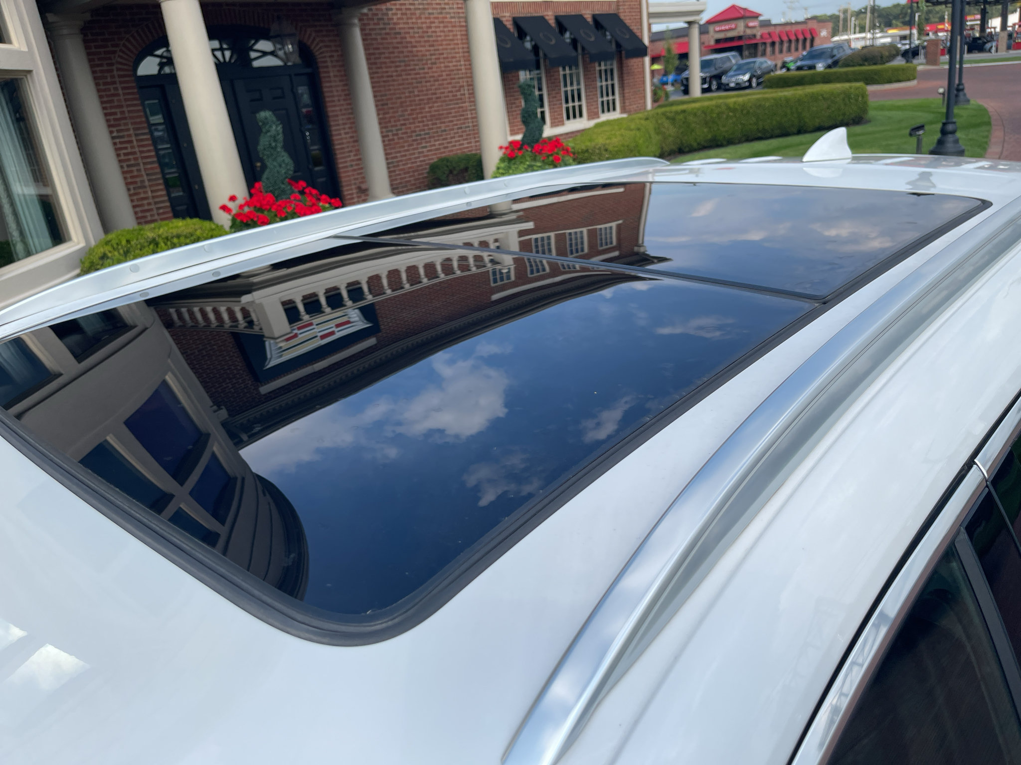 Used 2024 Cadillac XT5 Premium Luxury w/ Technology Package AWD/4WD image 12