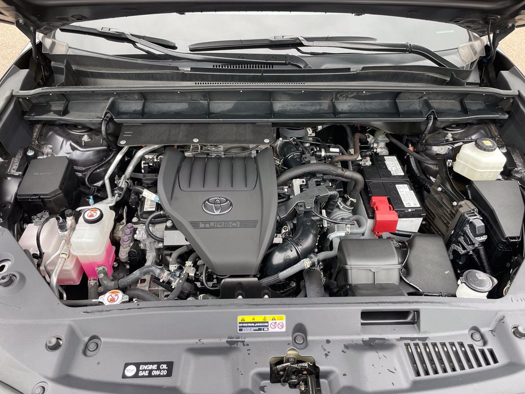 Used 2023 Toyota Highlander L AWD/4WD image 29