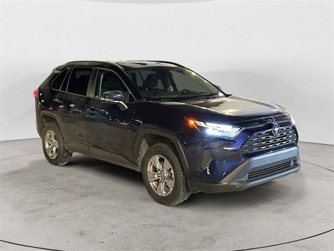 Used 2024 Toyota RAV4 XLE image 7