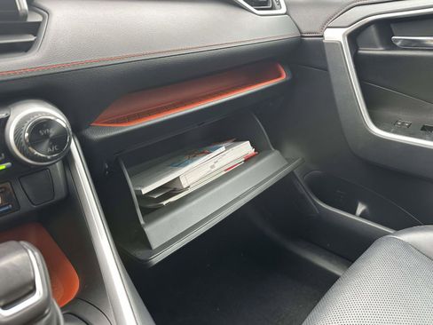 Used 2019 Toyota RAV4 Adventure image 17