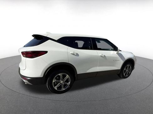 Used 2026 Chevrolet Blazer LT FWD image 15