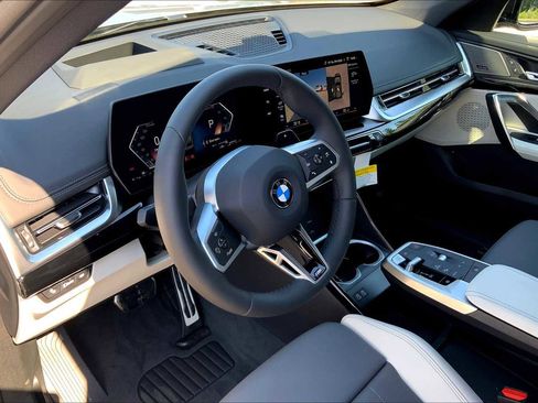 New 2026 BMW X1 xDrive28i w/ Technology Package image 9