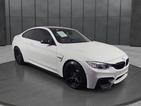 Used 2015 BMW M4 Coupe RWD image 3