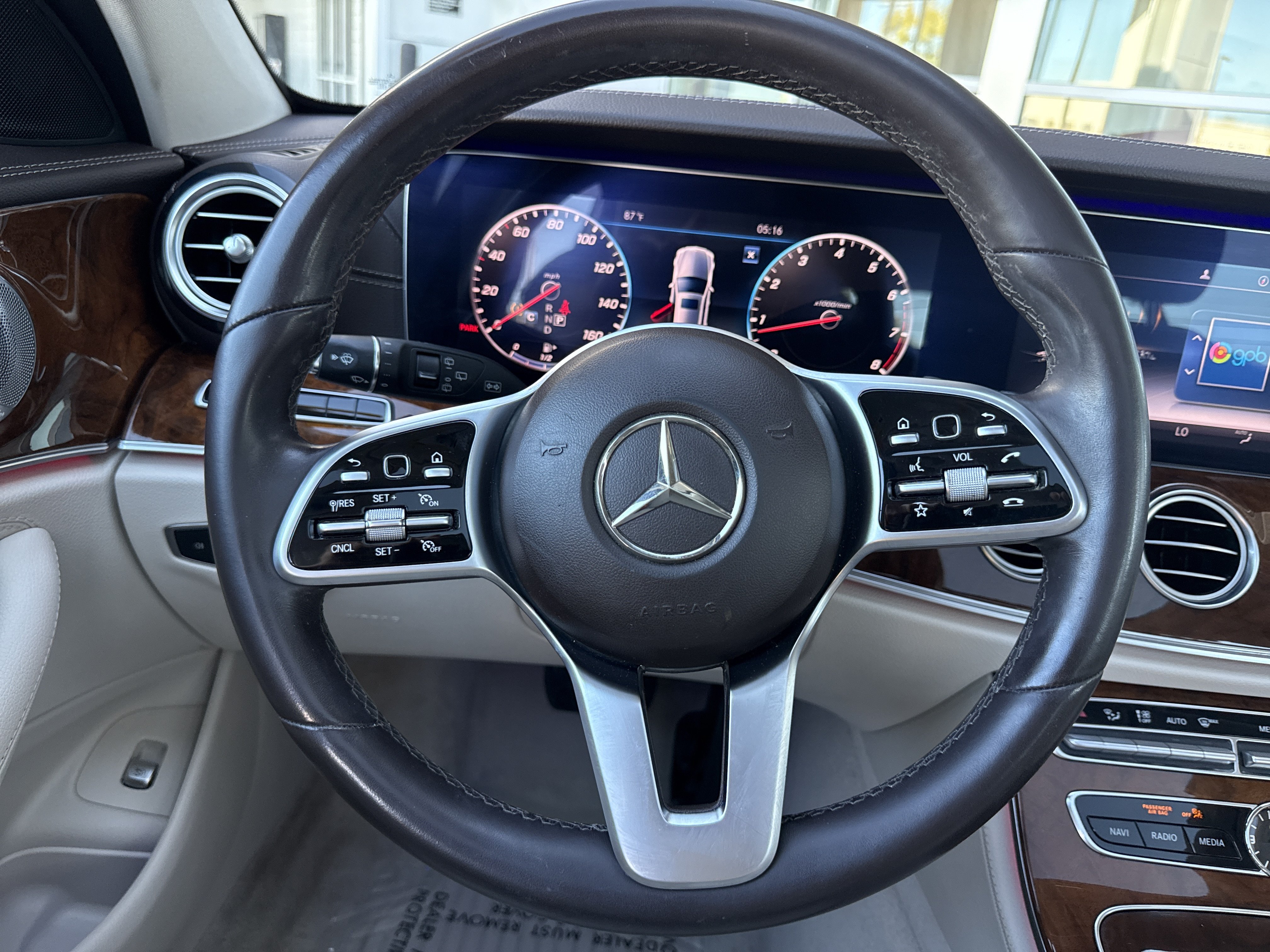 Certified 2020 Mercedes-Benz E 450 4MATIC Wagon image 31