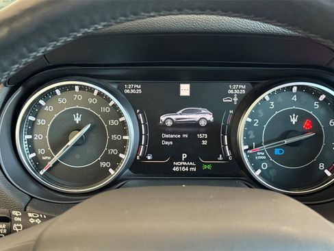 Used 2022 Maserati Levante Modena image 31