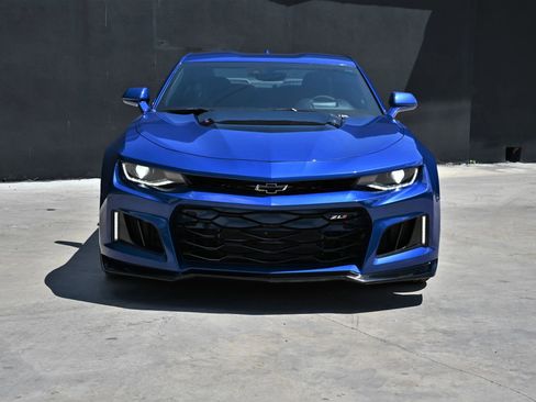 Used 2023 Chevrolet Camaro ZL1 RWD image 3
