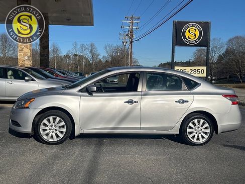 Used 2015 Nissan Sentra S image 3