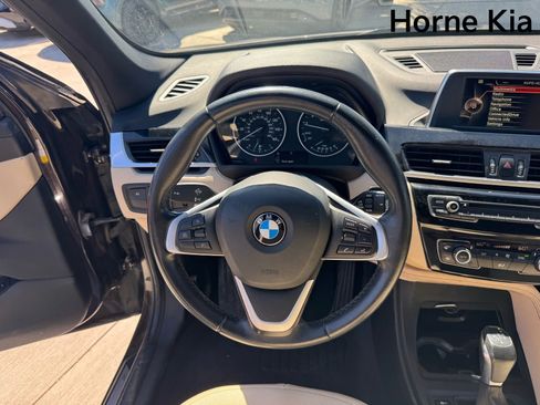 Used 2017 BMW X1 sDrive28i FWD image 16