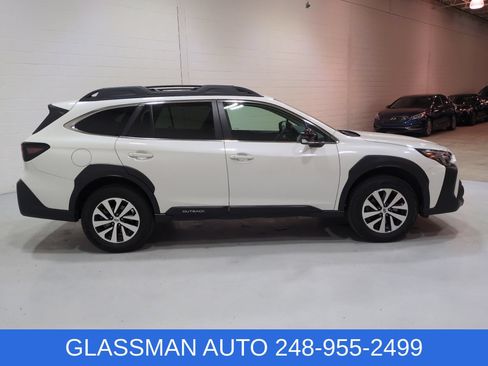 Certified 2024 Subaru Outback Premium AWD/4WD image 2