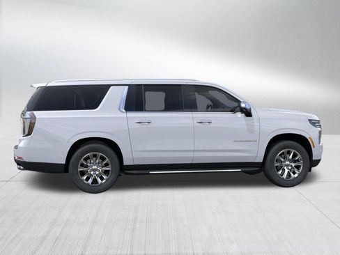 New 2026 Chevrolet Suburban Premier AWD/4WD image 6