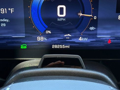 Used 2024 Chevrolet Equinox EV LT w/ Active Safety Package 3 FWD image 37