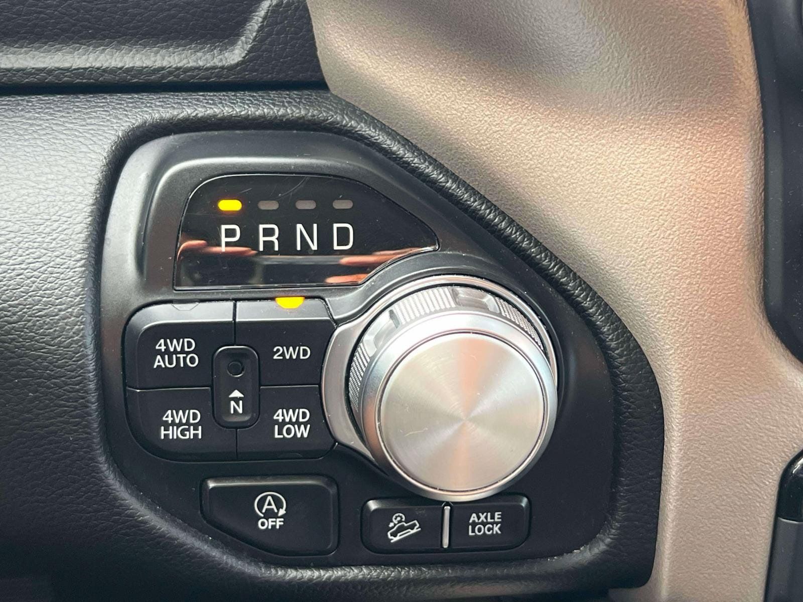 Used 2021 RAM 1500 Laramie AWD/4WD image 9