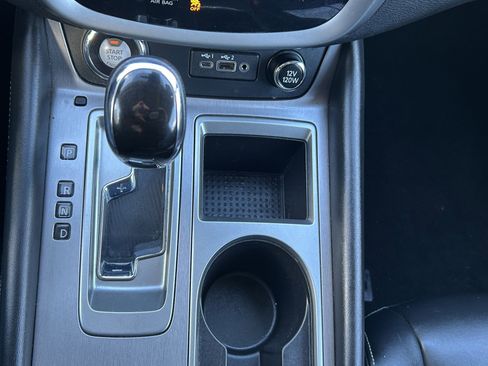 Used 2023 Nissan Murano SV image 31