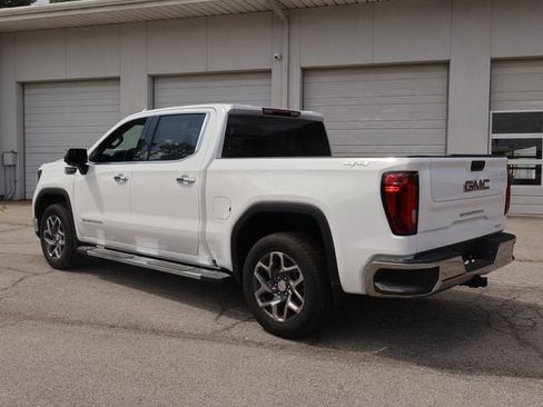 New 2026 GMC Sierra 1500 SLT w/ SLT Premium Package AWD/4WD image 5
