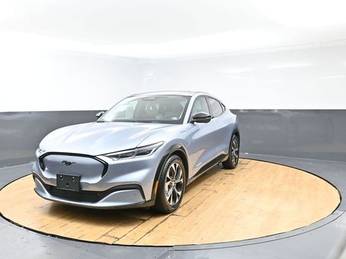 Used 2022 Ford Mustang Mach-E Premium AWD/4WD image 3