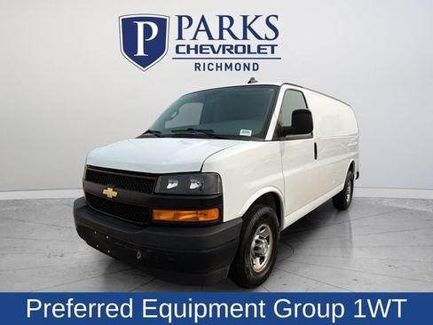 Certified 2021 Chevrolet Express 2500 RWD image 3