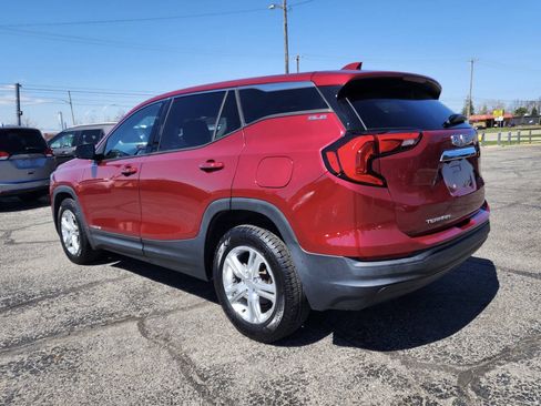 Used 2018 GMC Terrain SLE FWD image 4