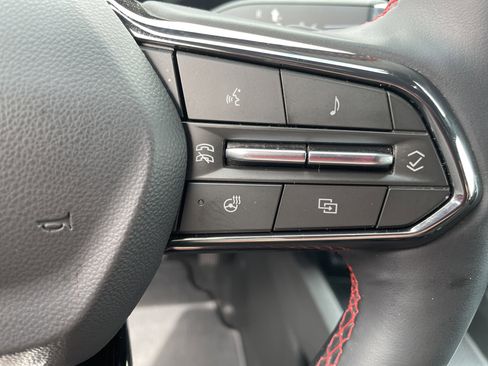 Used 2025 Chevrolet Equinox RS w/ Safety and Technology Package AWD/4WD image 33