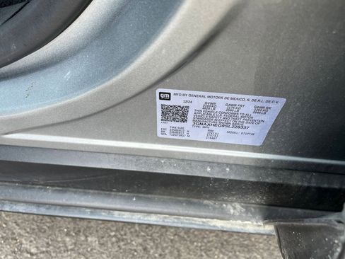 Used 2025 Chevrolet Equinox LT image 30