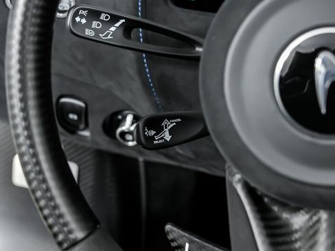 Used 2021 McLaren 720S Spider RWD image 31