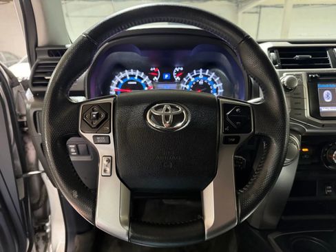 Used 2016 Toyota 4Runner SR5 Premium AWD/4WD image 13