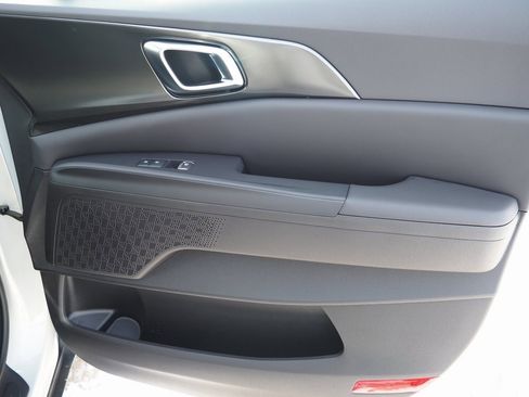 New 2026 Kia Carnival SX image 48