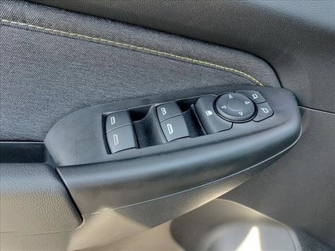 Used 2025 Chevrolet TrailBlazer ACTIV image 29