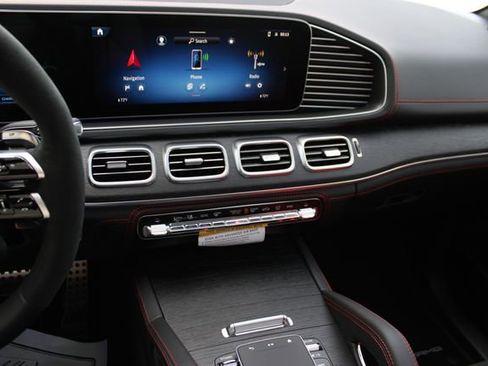 New 2026 Mercedes-Benz GLE 53 AMG 4MATIC Coupe image 15