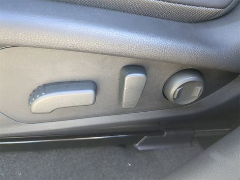 New 2026 Subaru Crosstrek 2.5i Limited image 17